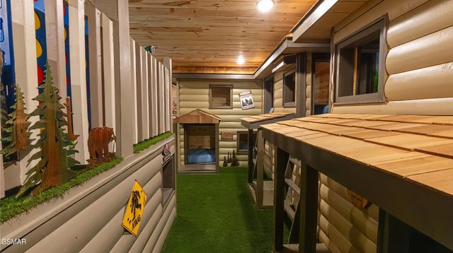 1501 Peach Tree Street, Pigeon Forge, TN 37862