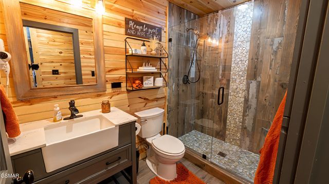 1501 Peach Tree Street, Pigeon Forge, TN 37862