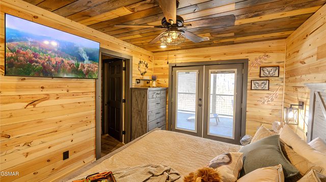 1501 Peach Tree Street, Pigeon Forge, TN 37862