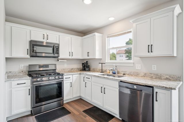 6921 Chandler Drive, Van Buren Twp, MI 48111