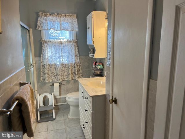 309 LAWRENCE DR, Lanoka Harbor, NJ 08734