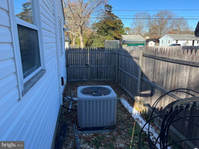 309 LAWRENCE DR, Lanoka Harbor, NJ 08734