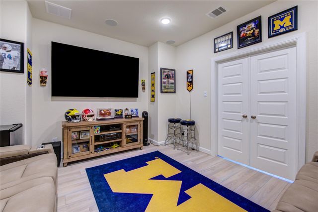 4912 Isla Canela Lane, League City, TX 77573