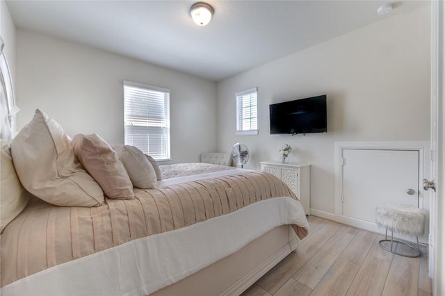 4912 Isla Canela Lane, League City, TX 77573