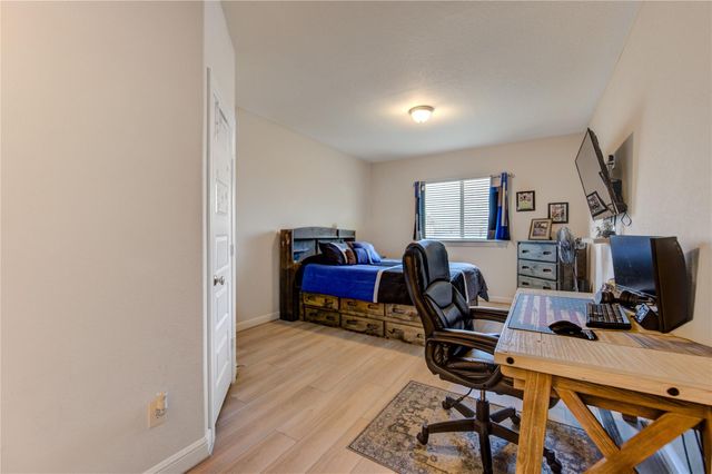 4912 Isla Canela Lane, League City, TX 77573