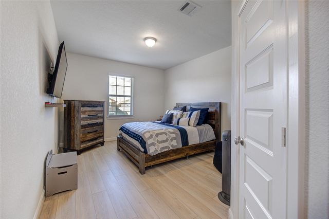 4912 Isla Canela Lane, League City, TX 77573