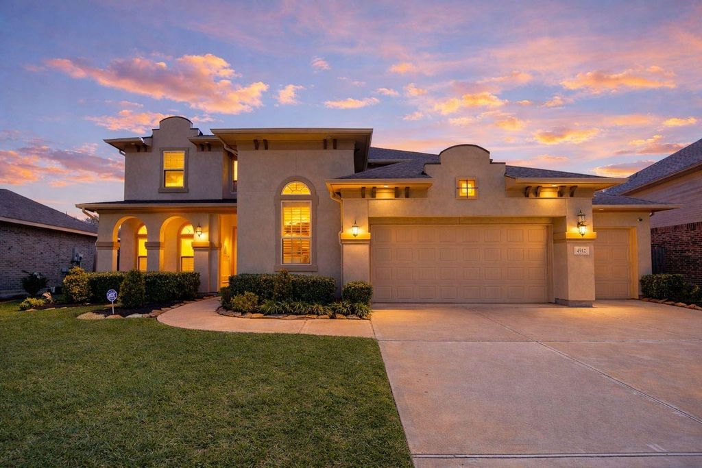 4912 Isla Canela Lane, League City, TX 77573