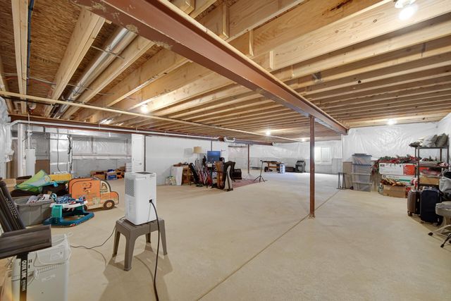 11388 Clyde Drive, Crown Point, IN 46307