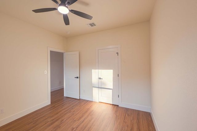 321 S Rusk, Weatherford, TX 76086