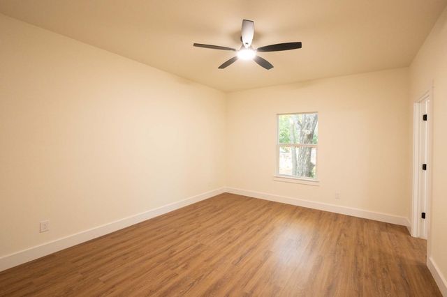321 S Rusk, Weatherford, TX 76086