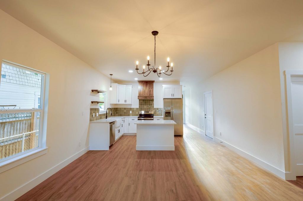 321 S Rusk, Weatherford, TX 76086 — photo 4