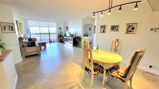 3530 Mystic Pointe Drive 2508, Aventura, FL 33180