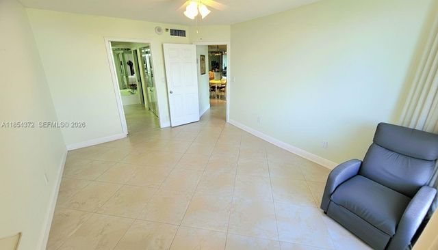 3530 Mystic Pointe Drive 2508, Aventura, FL 33180