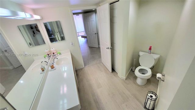 3530 Mystic Pointe Drive 2508, Aventura, FL 33180