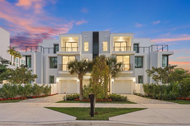 408 SE 2nd Street, Delray Beach, FL 33483