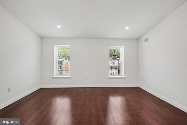 3520 W ALLEGHENY AVE, Philadelphia, PA 19132
