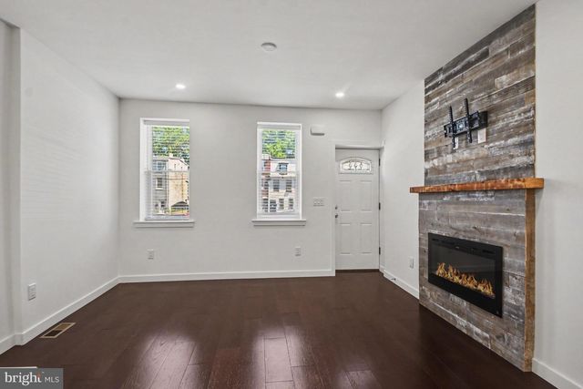 3520 W ALLEGHENY AVE, Philadelphia, PA 19132