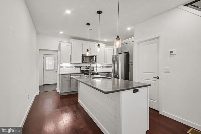 3520 W ALLEGHENY AVE, Philadelphia, PA 19132