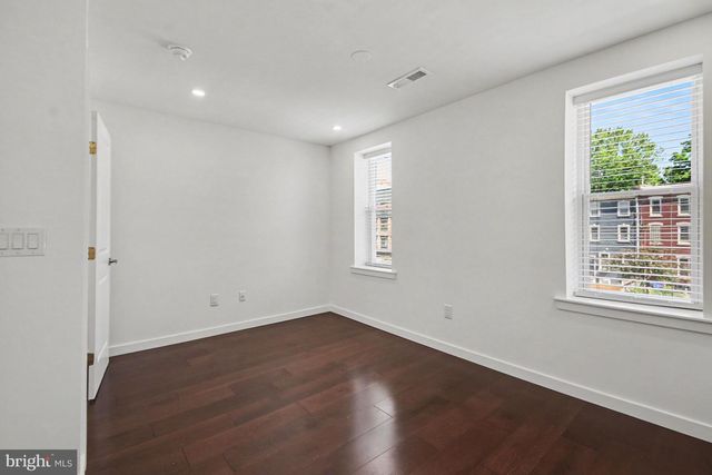 3520 W ALLEGHENY AVE, Philadelphia, PA 19132