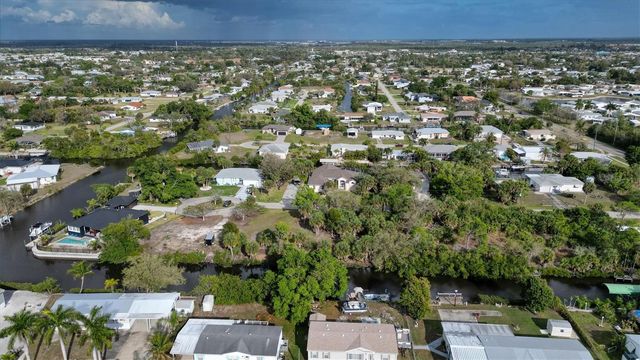 3015 BANYAN WAY, Punta Gorda, FL 33950