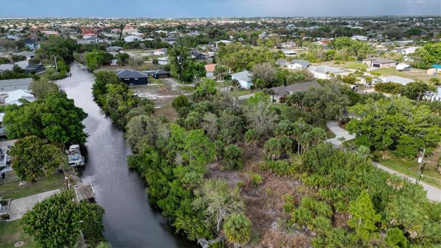 3015 BANYAN WAY, Punta Gorda, FL 33950