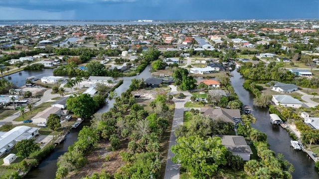 3015 BANYAN WAY, Punta Gorda, FL 33950