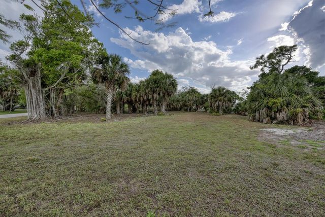 3015 BANYAN WAY, Punta Gorda, FL 33950