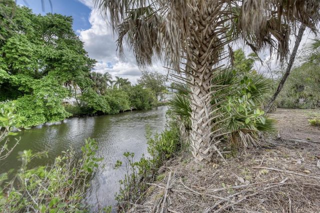 3015 BANYAN WAY, Punta Gorda, FL 33950