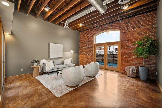 152 S Jefferson St, Spokane, WA 99201