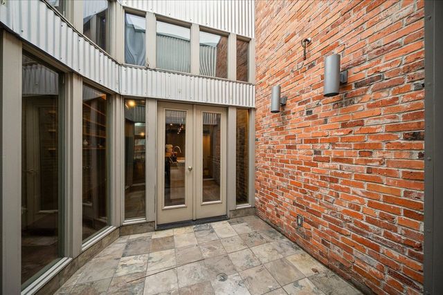 152 S Jefferson St, Spokane, WA 99201