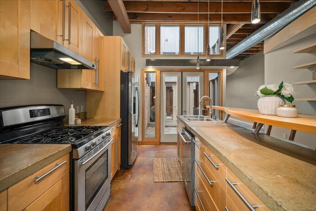 152 S Jefferson St, Spokane, WA 99201