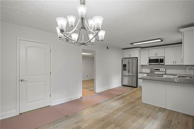 3456 Village Glen Court, Snellville, GA 30039