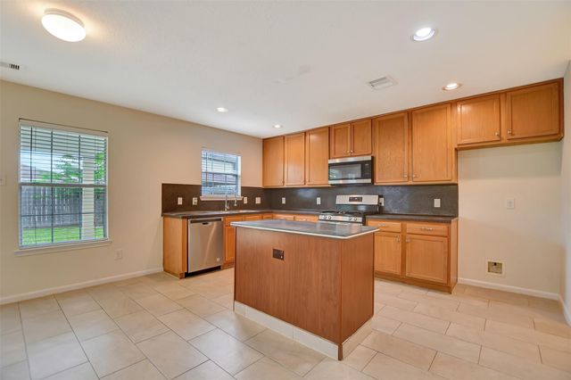 29198 Legends Green Drive, Spring, TX 77386