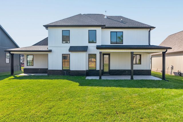 725 Azalea Lane, Versailles, KY 40383