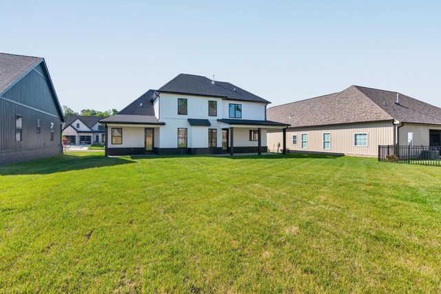 725 Azalea Lane, Versailles, KY 40383