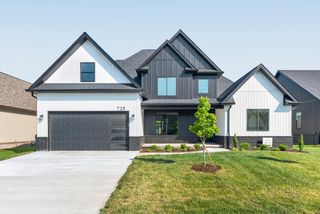 725 Azalea Lane, Versailles, KY 40383