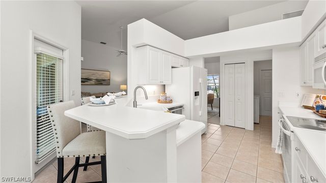 135 Estelle DR, Naples, FL 34112