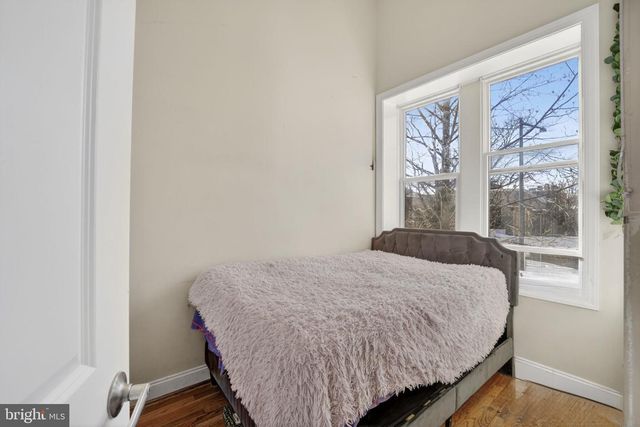 1911 8TH ST NW, Washington, DC 20001