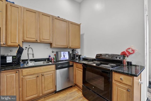 1911 8TH ST NW, Washington, DC 20001