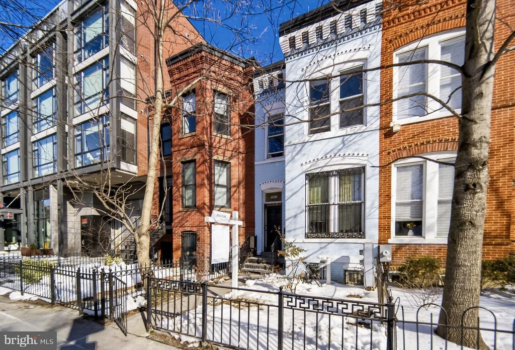 1911 8TH ST NW, Washington, DC 20001