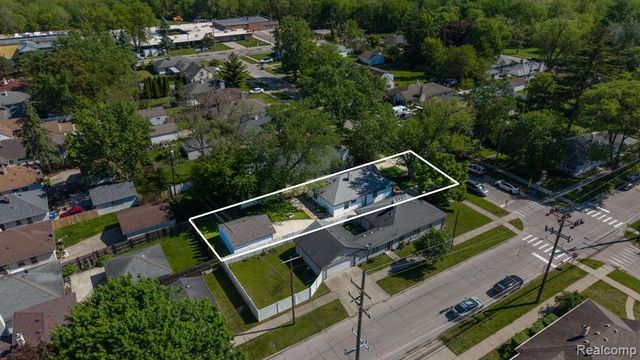 7411 N Vernon Street, Dearborn Heights, MI 48127