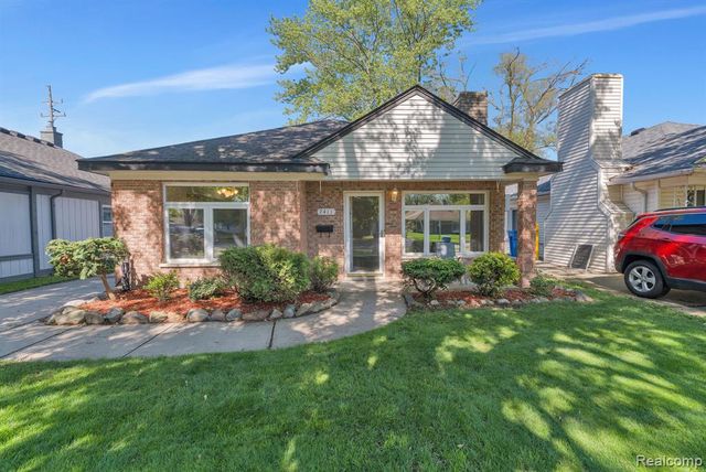 7411 N Vernon Street, Dearborn Heights, MI 48127