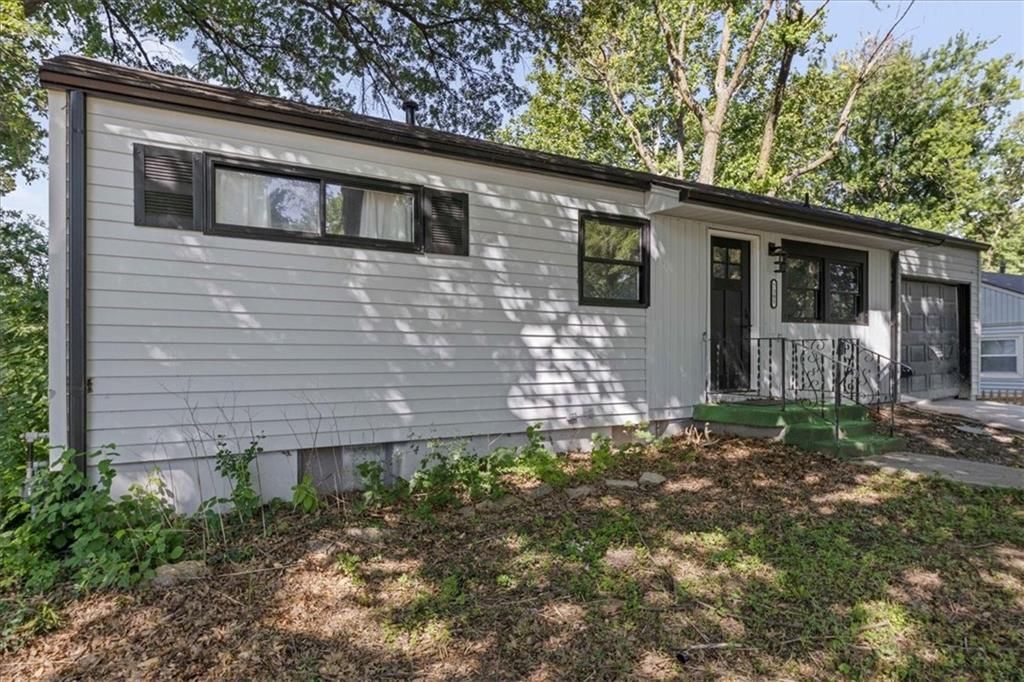 7305 E 86TH Street, Kansas City, MO 64138