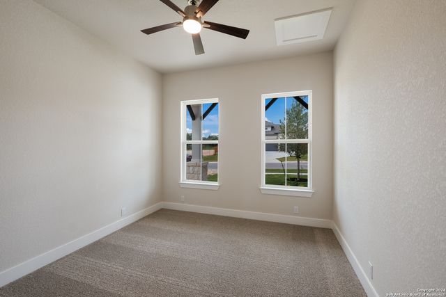1812 Weinnacht, New Braunfels, TX 78132