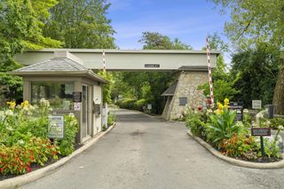 1439 Cliff Court, 65, Columbus, OH 43204