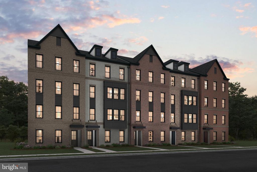 4844 BAUHAUS SQ #LOT 143, Chantilly, VA 20151