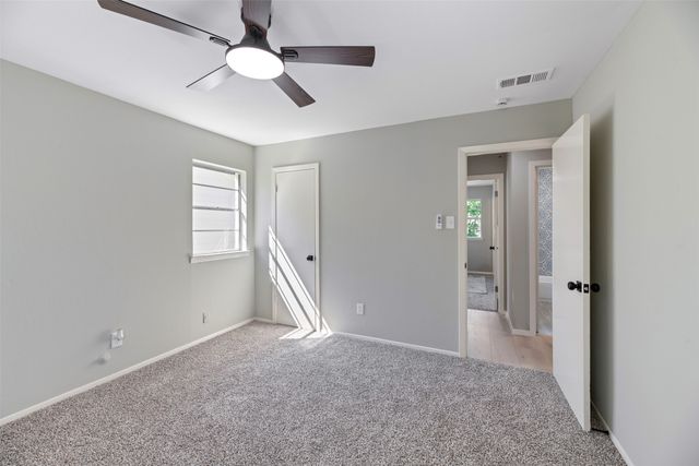 617 NW Newton Drive, Burleson, TX 76028