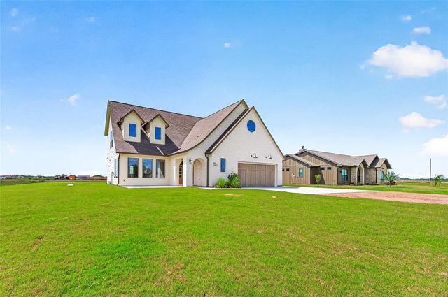 15835 County Road 268, East Bernard, TX 77435
