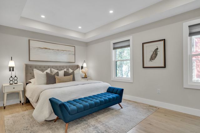 17 College Hill Road 1, Somerville, MA 02144