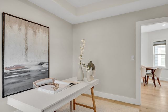 17 College Hill Road 1, Somerville, MA 02144